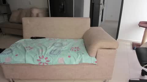 ANDRES Independent model online show from December 18, 2024, 2:38 pm