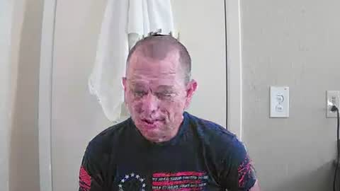 luv2benawty online show from April 18, 2026, 11:03 am