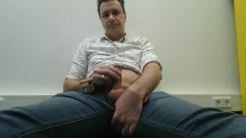 arjen87 online show from February 14, 2025, 4:09 pm