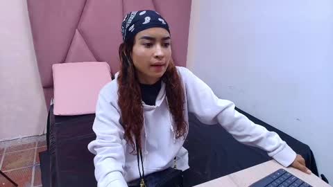 Arleth  online show from February 20, 2025, 3:01 am