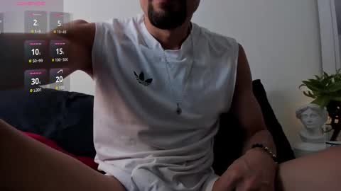 Arley Moren online show from December 21, 2025, 12:23 pm