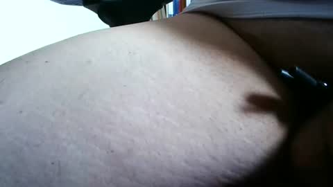 armandbigcock_juceswallower online show from March 27, 2026, 1:33 pm