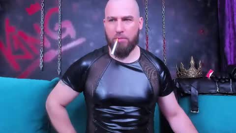 Armando online show from June 3, 2026, 5:43 am