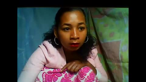 Snapshot of armonnette9794 chatting on May 18, 2026, 5:02 am armonnette9794 online show from May 18, 2026, 5:02 am