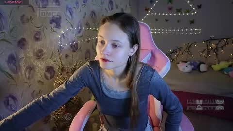 armurra online show from February 25, 2026, 10:58 am