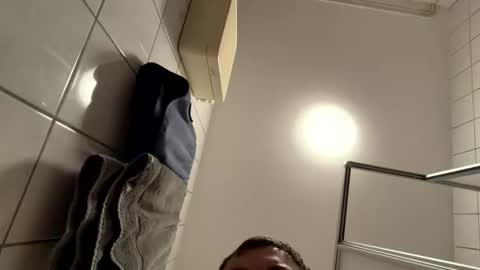 armyskater32 online show from April 21, 2026, 5:25 am