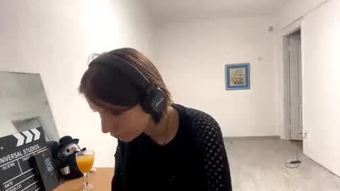 arnitagueits online show from October 30, 2025, 12:17 pm