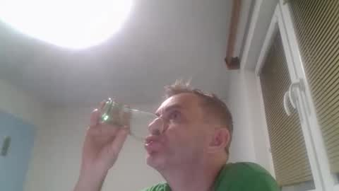 aromannn online show from November 14, 2025, 4:17 pm