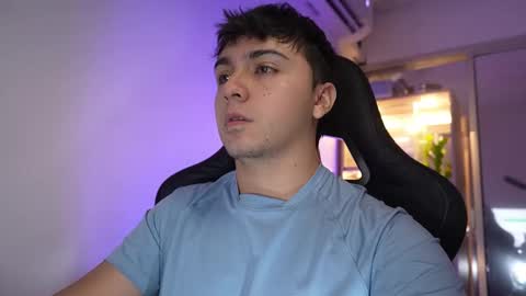 aron__cooper online show from March 15, 2026, 3:51 pm