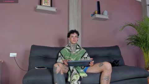 Aron ford online show from November 23, 2025, 5:13 pm