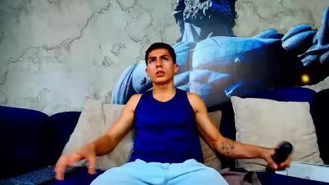 aron_pulse online show from April 18, 2026, 2:32 pm