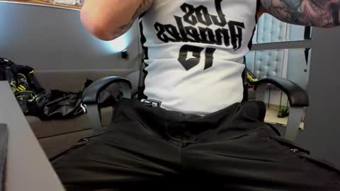 AronGrant online show from January 13, 2025, 9:41 am