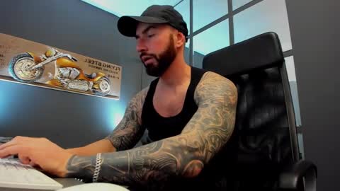 AronGrant online show from January 22, 2025, 9:24 am