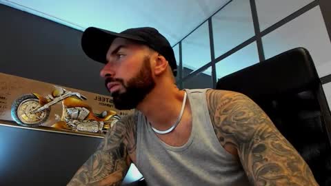 AronGrant online show from November 20, 2025, 9:53 am