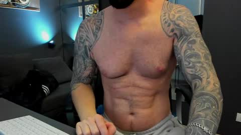 AronGrant online show from April 16, 2026, 9:32 am