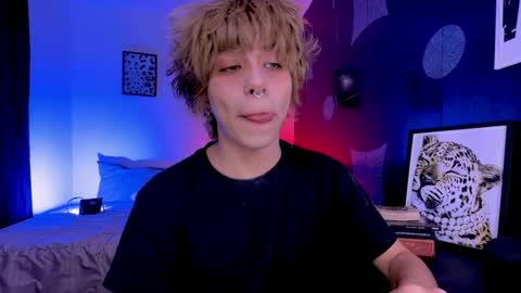 Aaron  online show from June 1, 2026, 12:51 pm