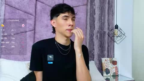 Arontawers online show from May 19, 2026, 7:31 pm