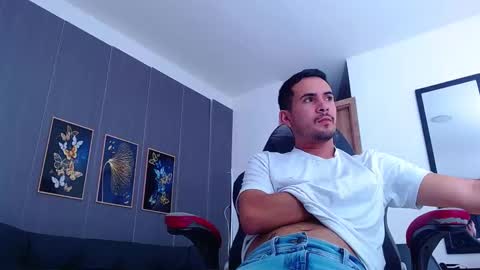 Adrian online show from September 29, 2025, 8:57 pm