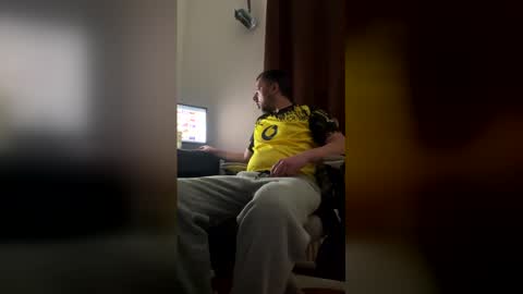 arschherro14 online show from February 22, 2026, 8:02 am