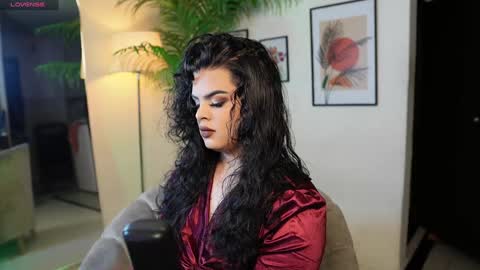 Chloe  online show from December 24, 2024, 10:49 pm