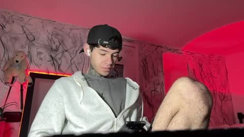   online show from February 4, 2025, 11:38 am