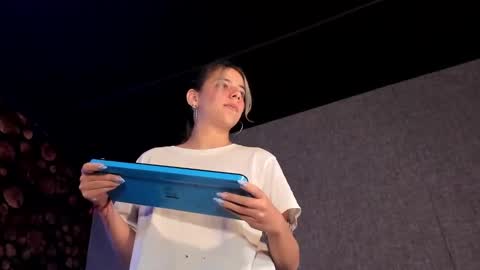 artemisablake online show from March 11, 2025, 7:58 pm