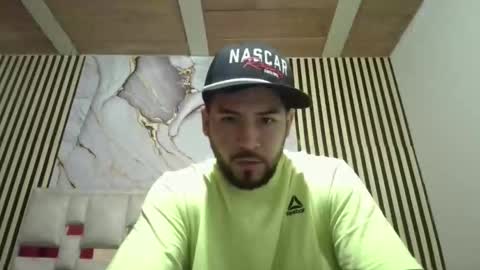 Snapshot of arthur1718 chatting on January 12, 2026, 11:54 pm arthur1718 online show from January 12, 2026, 11:54 pm