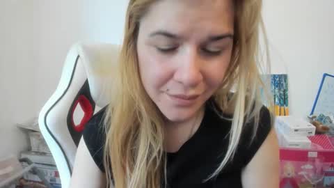 MIA online show from October 30, 2025, 10:16 am