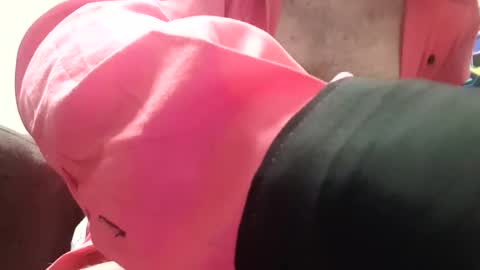 relaxxxxxx online show from October 12, 2025, 2:32 am