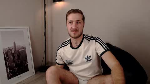 Artur Swan online show from December 14, 2025, 7:58 am