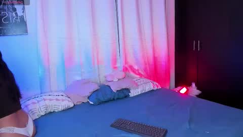 Ariana and Kelsieh online show from March 26, 2026, 4:29 am