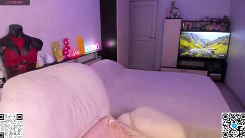 Arya  Fn  Talented Arya   online show from February 19, 2025, 2:44 am