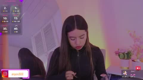 arycooper_ online show from July 10, 2026, 1:25 pm