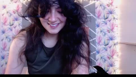 Saray online show from November 8, 2025, 1:17 am