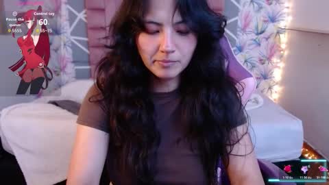 Saray online show from November 22, 2025, 8:30 pm