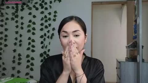 Asena online show from June 6, 2026, 6:12 pm