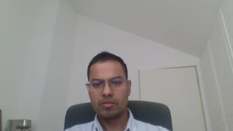 asharma1984xyz online show from April 28, 2026, 9:14 am