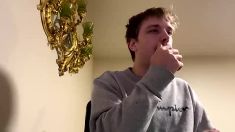 Snapshot of ashboytaken chatting on October 28, 2025, 6:06 am ashboytaken online show from October 28, 2025, 6:06 am