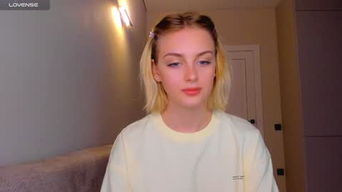 Snapshot of ashbunny_ chatting on December 7, 2024, 5:42 pm your pretty Ashley online show from December 7, 2024, 5:42 pm