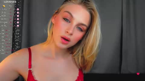 Snapshot of ashbunny_ chatting on October 4, 2025, 4:38 pm your pretty Ashley online show from October 4, 2025, 4:38 pm