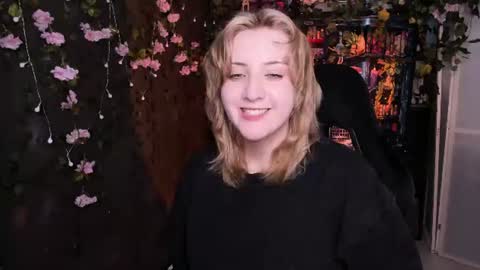 Snapshot of asheluck chatting on July 3, 2026, 9:37 am AshleyAshe online show from July 3, 2026, 9:37 am