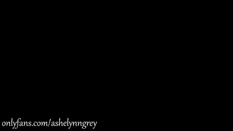 Ashelynn Grey online show from April 9, 2026, 4:34 am