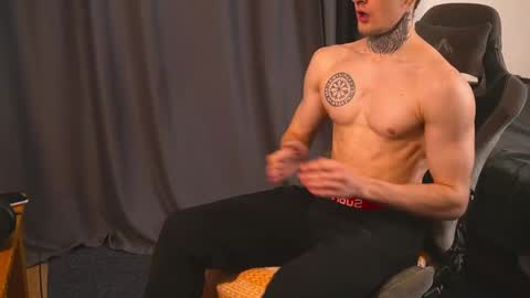 Jerk Machine online show from April 3, 2026, 12:47 pm