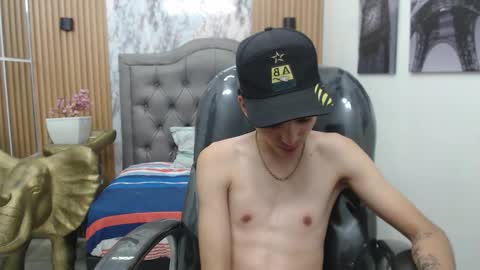 Snapshot of asher_costa chatting on February 3, 2026, 5:51 pm Asher Costa online show from February 3, 2026, 5:51 pm