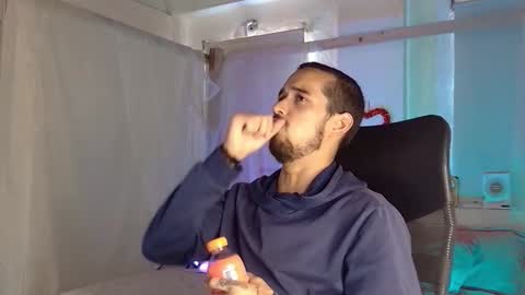 Snapshot of asherxxx_ chatting on March 1, 2026, 7:49 pm CARIBBEAN DREAM online show from March 1, 2026, 7:49 pm