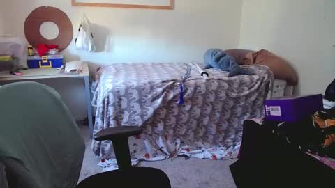 Ashley Scarlett online show from September 17, 2025, 4:19 pm