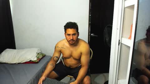 ashlan_king online show from February 10, 2026, 7:18 pm