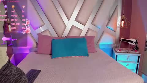 Ashley  online show from April 24, 2026, 11:56 am