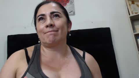 Snapshot of ashleey_thompson chatting on January 11, 2025, 12:55 am ashleey_thompson online show from January 11, 2025, 12:55 am