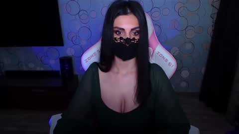   Yasmina   online show from June 4, 2026, 3:45 am